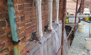 Cleaning on marble columns